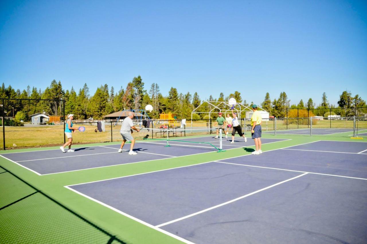 Bend-Sunriver Camping Resort 24 Ft. Yurt 16 Εξωτερικό φωτογραφία